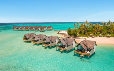 Duo: The Ritz-Carlton Doha 5* & Fushifaru Maldives 5*