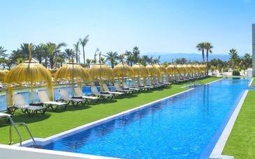 Cabogata Beach Hotel 5*