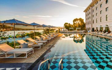 Brown Beach House Hotel & Spa 4*
