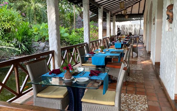 Pinewood Beach Resort & Spa 4*