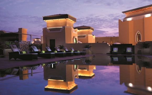 Traders Hotel Qaryat Al Beri 4*