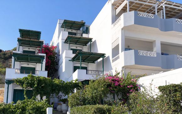Triton Hotel 4*