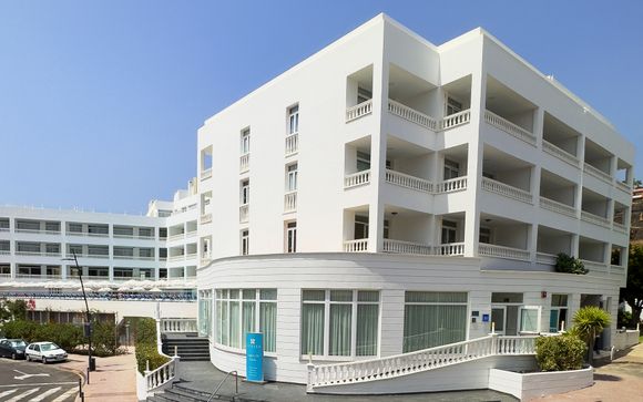 Hotel Blue Sea Lagos de Cesar 4*