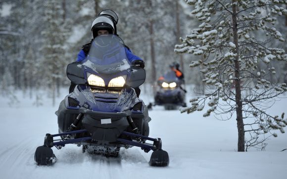 Sneeuwscootersafari (2 uur)