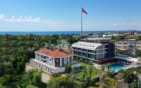 Side Square Hotel 4*
