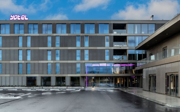 Yotel Geneva Lake 4*
