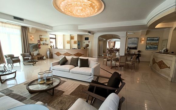 Albatres Palace 4*
