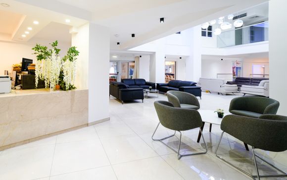 Captain Pier Hotel