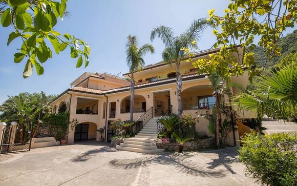 Poussez les portes du UNICO Cannamele Escape Tropea by Life Resorts 4* 