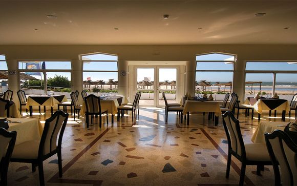 Poussez les portes de l'hôtel Royal Decameron Tafoukt Beach Resort Agadir 4* à Agadir 4* :