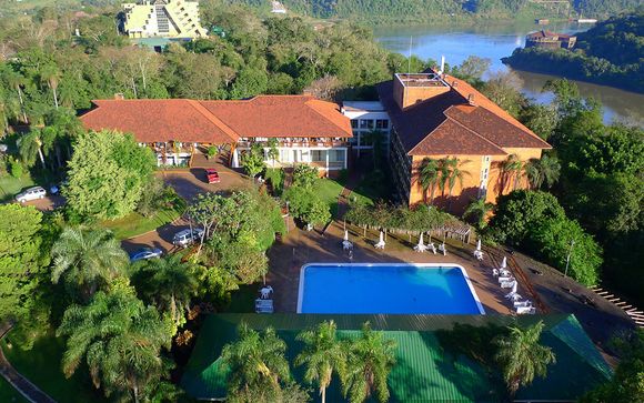 Hotel Raíces Esturión 4*