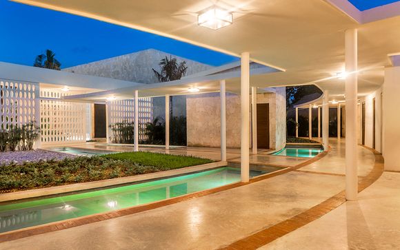 Poussez les portes de l'hôtel hôtel Ocean Riviera Paradise El Beso 5*