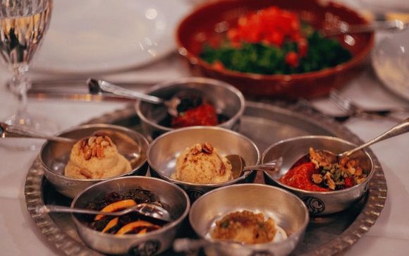 Ab 4 Nächten: Menü im Restaurant Deraliye