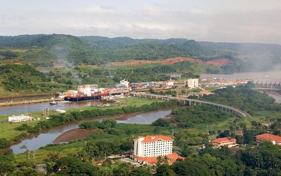 Holiday Inn Panama Canal 4*