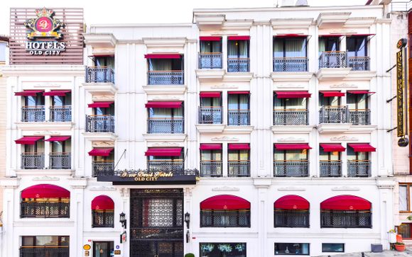 Dosso Dossi Old City 4*