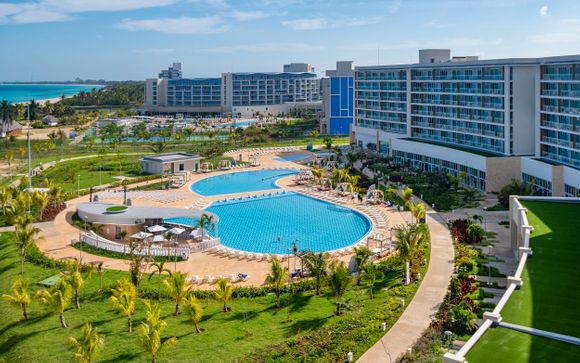 Grand Aston Varadero Beach Resort 5*
