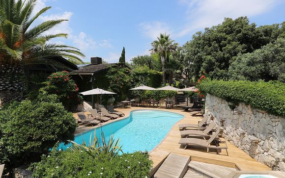 A Cheda Hotel in Bonifacio