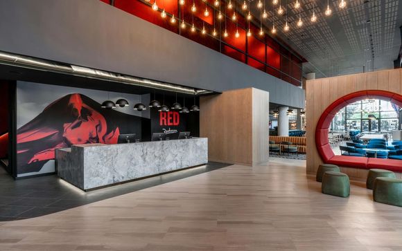 Radisson RED Hotel Johannesburg Rosebank 4*