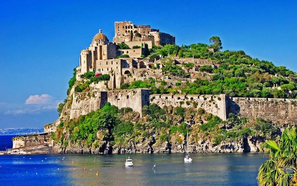 Ein Eintritt zur Burg von Aragon