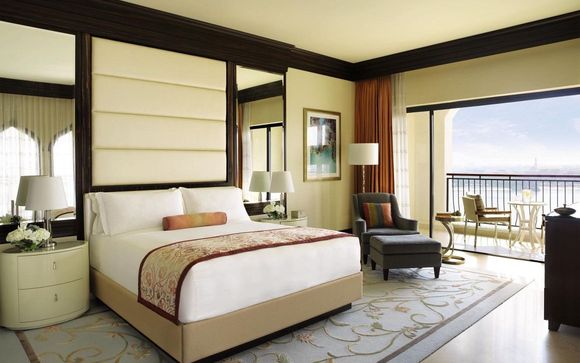Ritz Carlton Hotel Grand Canal 5*