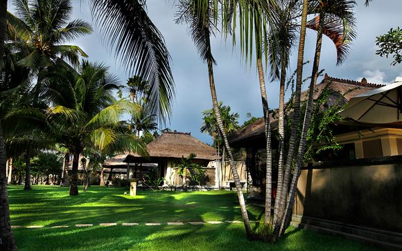 Hotel Puri Bagus Lovina 4*