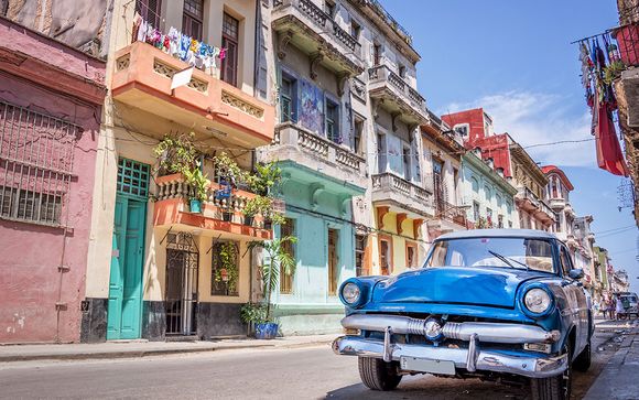 Panoramatour durch Havanna inklusive Oldtimerfahrt (45 Minuten) 