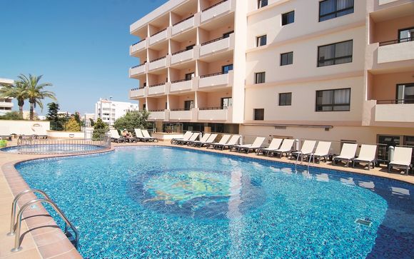 Hotel Invisa la Cala 4*