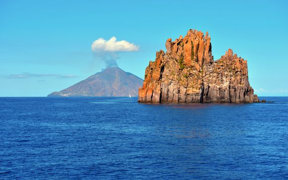 Una excursión en barco de día completo por Lipari y Salina para estancias a partir de 7 noches (por persona y por estancia)
