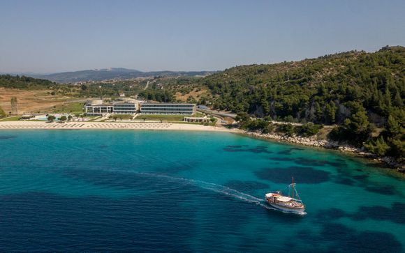 AMMOA Luxury Hotel & Spa Resort 5*