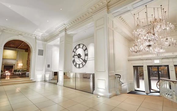 Ambassador Chicago - JDV by Hyatt 4*