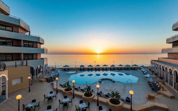 Corinthia Hotel St. George's Bay 5*