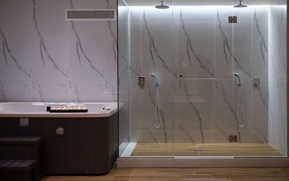 Vasia Boulevard Boutique Hotel 5*