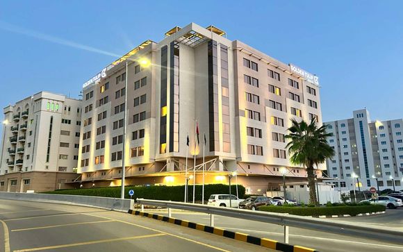 Golden Tulip Muscat 4*