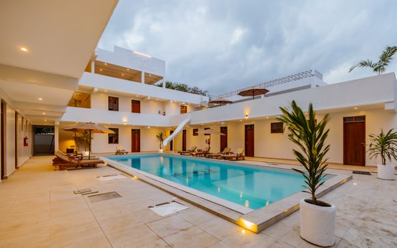 YU Resort 4*