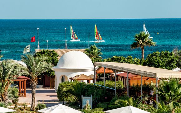 Delfino Beach Resort & Spa 4*