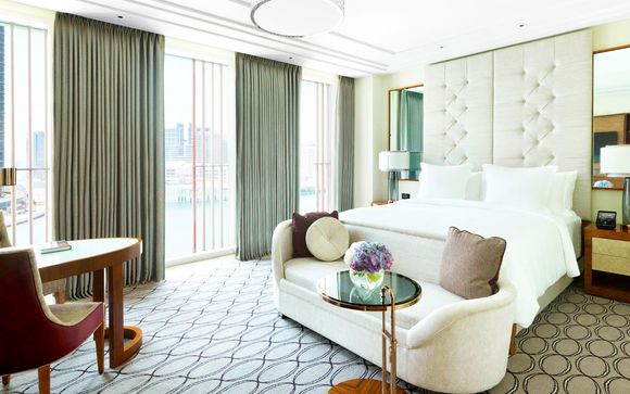 Four Seasons Hotel Abu Dhabi at Al Maryah Island 5*