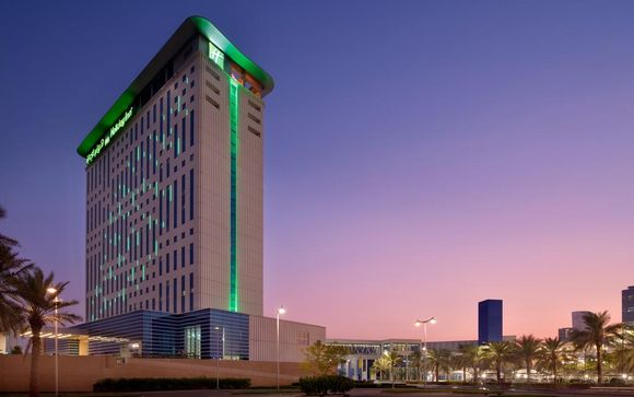 Opción a preextensión a Dubái: Holiday Inn Dubai Festival City 4*