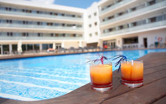 El Hotel Fergus Style Nautic Park Spa le abre sus puertas