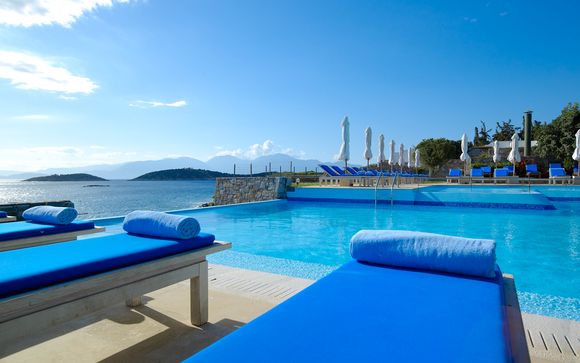 St Nicolas Bay Resort Hotel & Villas 5*