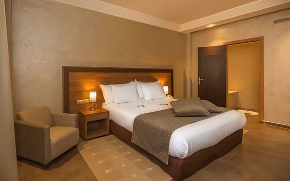 Dellarosa Hotel Suites & Spa 4*