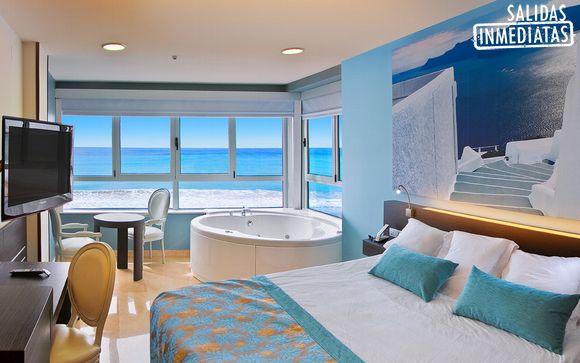 Todo incluido y jacuzzi en la habitación con vistas al mar