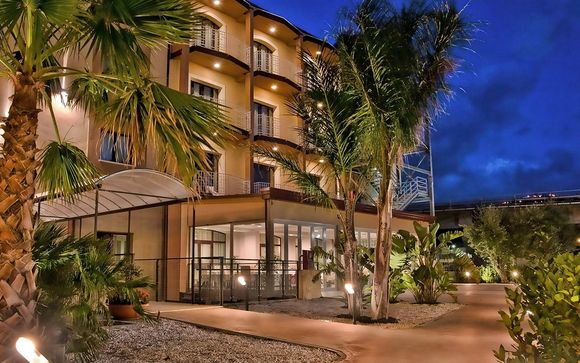 Viola Palace Hotel 4*