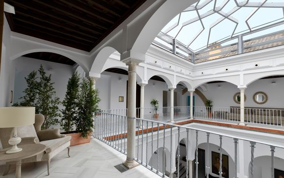 Disponible en Semana Santa: Palacio andaluz en el centro