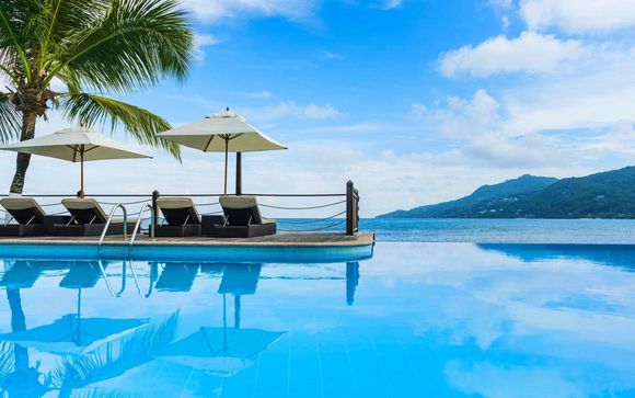Hotel Le Méridien Fisherman's Cove 5*