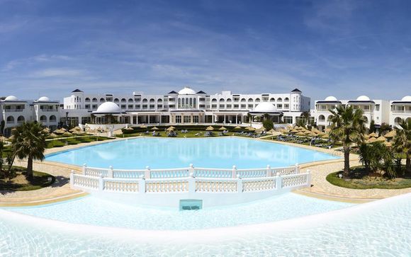 Estancia de lujo en el Hotel Golden Tulip Taj Sultan 5*