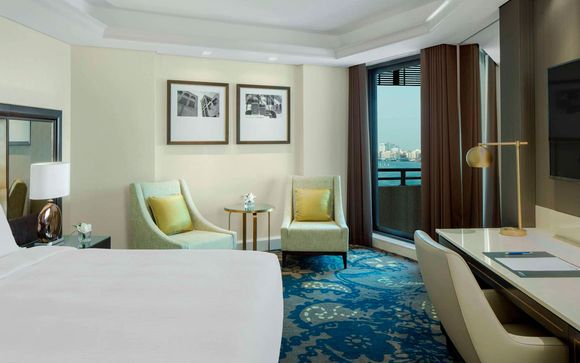 Radisson Blu Hotel, Dubai Deira Creek