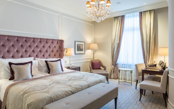 Fairmont Hotel Vier Jahreszeiten 5*