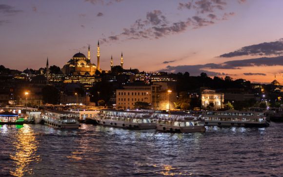 Dîner-croisière : Istanbul se goûte sur le Bosphore
