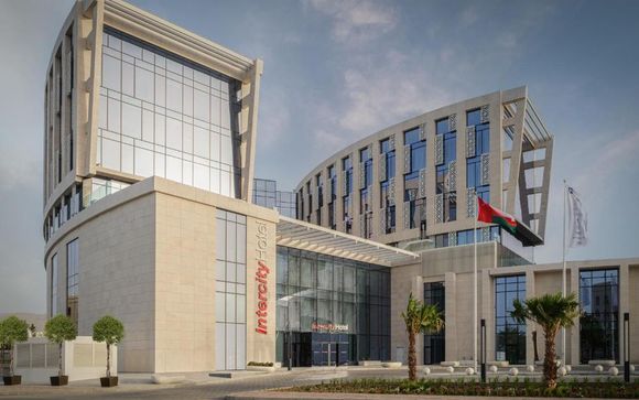 Poussez les portes de l'IntercityHotel Muscat 4*