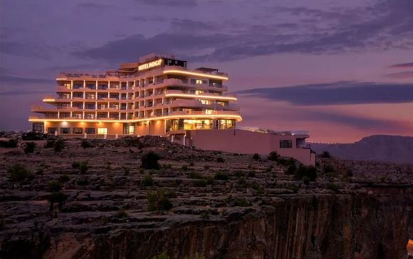 Poussez les portes de l'Hotel Indigo Jabal Akhdar Resort & Spa by IHG 4*